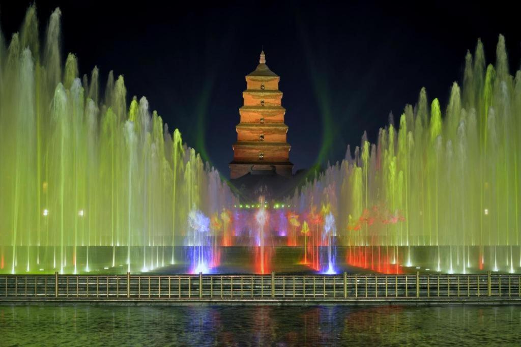 Ji Hotel Xi'An Dayanta Zewnętrze zdjęcie